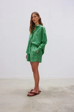 The Chiara Short Green Bay -Chic Boutique Shop 07 LMCS006 LMD024 Green Bay 473