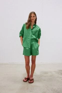 The Chiara Short Green Bay -Chic Boutique Shop 07 LMCS006 LMD024 Green Bay 548