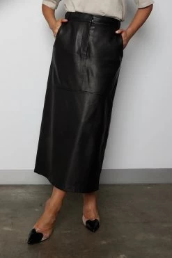 Racquel Heel Black -Chic Boutique Shop 1 f37c25bf 8c3f 4b68 b2cc bec710bcc173