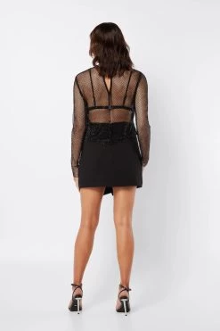 Silver Lining Top -Chic Boutique Shop 20221201 MOSSMAN JULY AUGUST 23 ONLINE S33 1417 2000xcopy