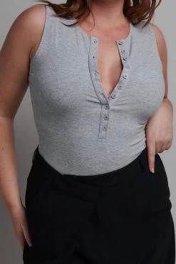 Aurora Bodysuit Grey -Chic Boutique Shop 20230102 BayseBrand Ecommerce 016141734 1100x 95c96886 1ced 4912 8eb6 5f5cb5ac9def