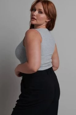 Aurora Bodysuit Grey -Chic Boutique Shop 20230102 BayseBrand Ecommerce 016141755 1100x 3f90f339 b152 4a1d a781 b67c3c0f8006