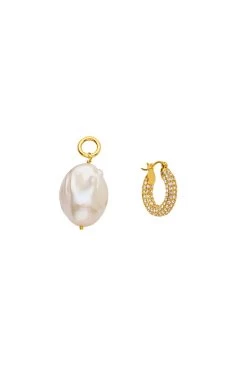 Theron Earrings Gold -Chic Boutique Shop 2 06ccc56b 70bd 49d0 9916 dedc279b5c64