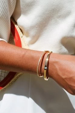 Martina Cuff -Chic Boutique Shop 2 6b49014f 38d3 4656 8c06 284b3208536b