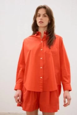 The Chiara Short Real Red -Chic Boutique Shop 32 LMCS006 LMWCS007 2981 1080xcopy 264f9096 9fbe 4873 9ff4 2756474d7f72