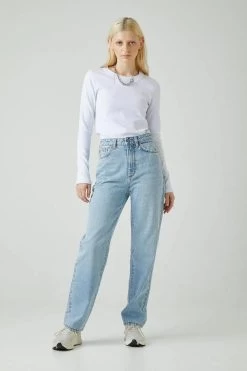 Jonesy Long Sleeve White -Chic Boutique Shop 38965 1 white jonesy long sleeve 6copy