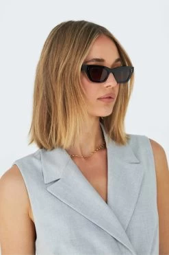 Ru Black 9 Ru Black -Chic Boutique Shop 4 8183b5d3 78a0 4f09 824c ad67f30a3f7a