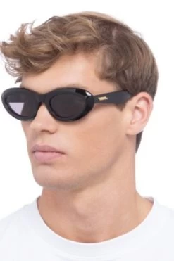 Bottega Veneta BV1191S001 Black -Chic Boutique Shop 6 5fff48a1 c7e3 4609 8751 41fda773cc24