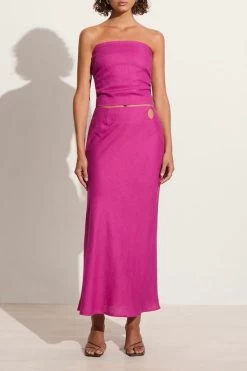 Faithfull The Brand Estina Skirt Magenta -Chic Boutique Shop FF2598 MGT 1 f24b9b8f 1024 4676 b81c 5aa0315f485c