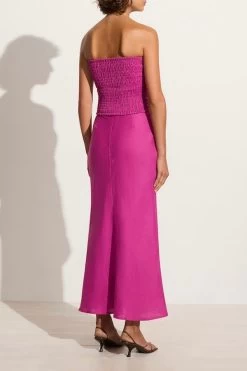 Faithfull The Brand Estina Skirt Magenta -Chic Boutique Shop FF2598 MGT 4 91fb3170 69ca 4dbe 9e7e 5294bd8e1693