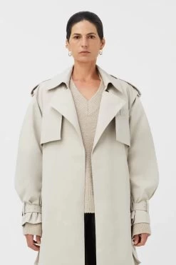 Simona Trench -Chic Boutique Shop FOOTWEARCROPSWORKINGFILE 1 9b9ba6a7 5dfc 468e 83a2 63baac70acb8 640x960copy