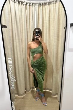 Nikka One Piece Dua -Chic Boutique Shop Facetune 04 07 2023 15 21 11