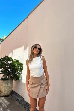 Sneaky Mini Skirt Latte -Chic Boutique Shop Facetune 17 08 2023 15 08 58