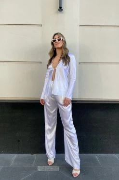 Bias Lounge Shirt White -Chic Boutique Shop IMG 1130 7dcac757 dce5 4605 8303 e3267d0b15a1