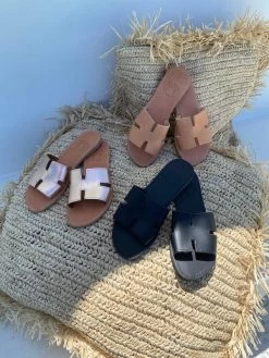 H Sandals Tan 24 H Sandals Tan -Chic Boutique Shop IMG 2280 790a856c 8c58 4852 ac5b d65e45ec939c