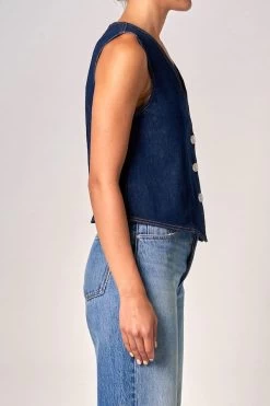 Denim Vest Rinse Denim -Chic Boutique Shop N33F06 6919 DENIMVEST RINSEDENIM 2copy