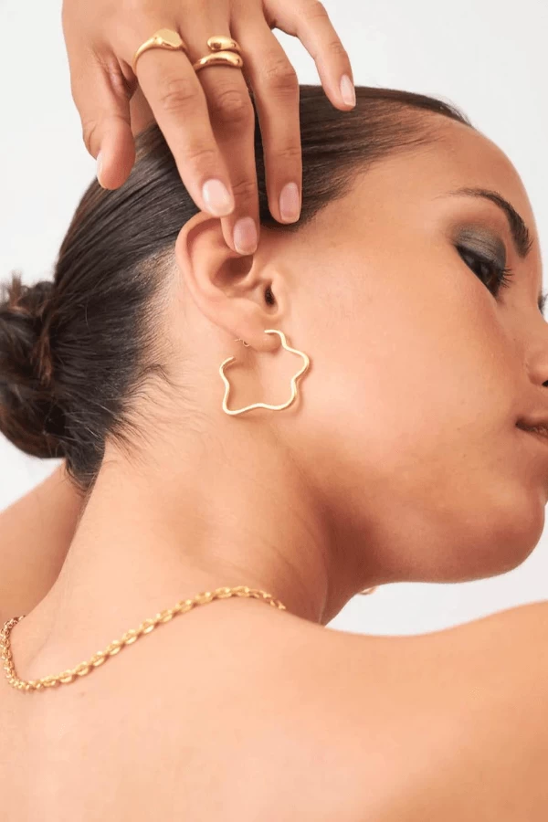 Darcy Hoops Petite 5 Darcy Hoops Petite - Image 3