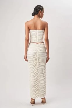 Roma Skirt White 9 Roma Skirt White -Chic Boutique Shop RonnyKoboResort230288 min 900xcopy 43a1028d d0bb 4fbe 9eac 1bfadc9a6ef0