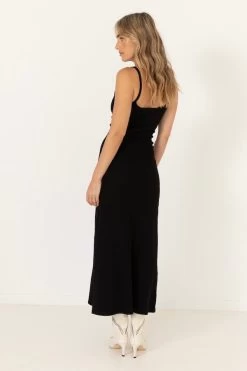 A Line Maxi Dress Black -Chic Boutique Shop SummiSummiAW23 037