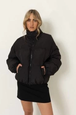 Bomber Black -Chic Boutique Shop SummiSummiAW23 536