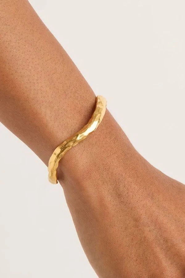 Gold Horizon Cuff 4 Gold Horizon Cuff - Image 2
