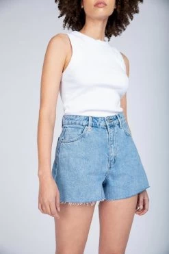 Ryder Short Serene Blue -Chic Boutique Shop f6879f91 5c33 44a9 94d3 b75ca5e1368b