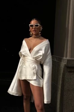 Rio Robe Short Ivory 8 Rio Robe Short Ivory -Chic Boutique Shop image 700x 05b4fef4 57ae 4aa6 a641 0e2e77d88a46