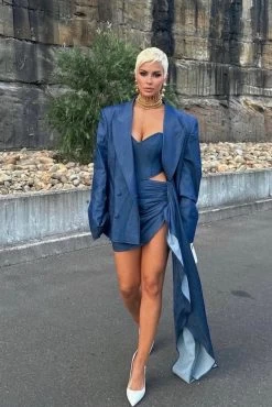 Mestiza Denim Skirt -Chic Boutique Shop image 700x 26e398d2 5d6c 4e7e b9f6 6e1cea58a6bd