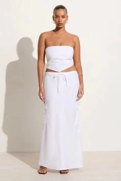 Faithfull The Brand Katala Skirt White -Chic Boutique Shop katala skirt white sol de verano skirts 40077646594232 1024x1024 a4d7e675 5c7e 483a bfb0 4c01b1cf655c